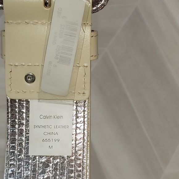 Calvin Klein Ladies Belt - Picture 7 of 7